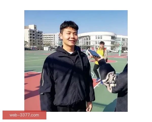 运动员独家访谈：赛场背后的坚持与奋斗故事全记录